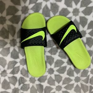 Nike slides